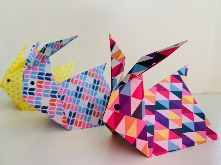 knutsel ideeen,paashaas knutselen,konijn vouwen,origami konijn,origami haas
